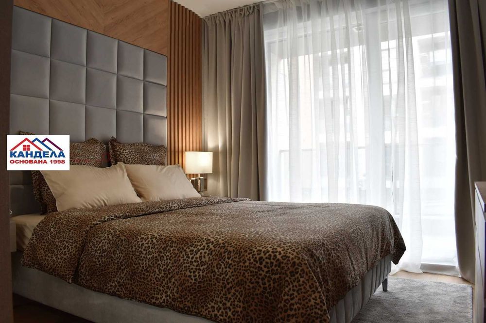 Продава се Двустаен апартамент в Пловдив, Остромила - 70 кв.м за 1856 €/кв.м - Снимка #8