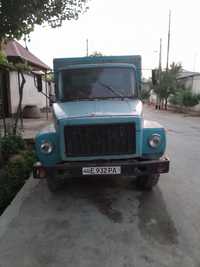 Gaz 33/07  1990 yil  narxini kelishamiz