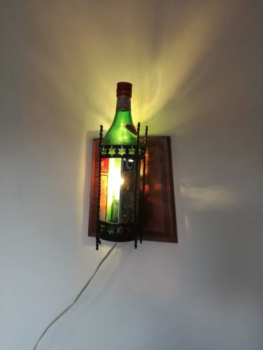 Lampa , aplica de perete - sub forma de sticla de Cinzano