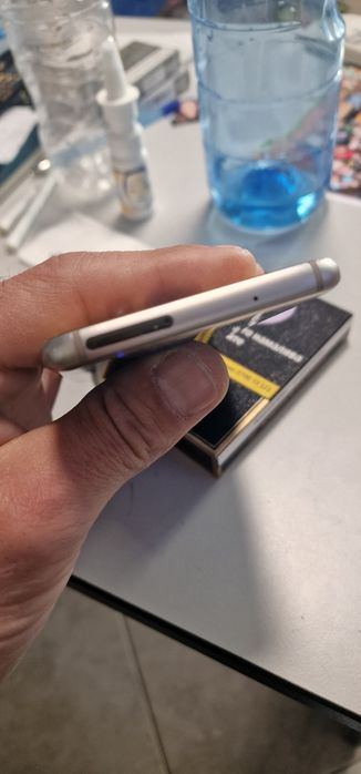 GSM . Телефон Samsung S7