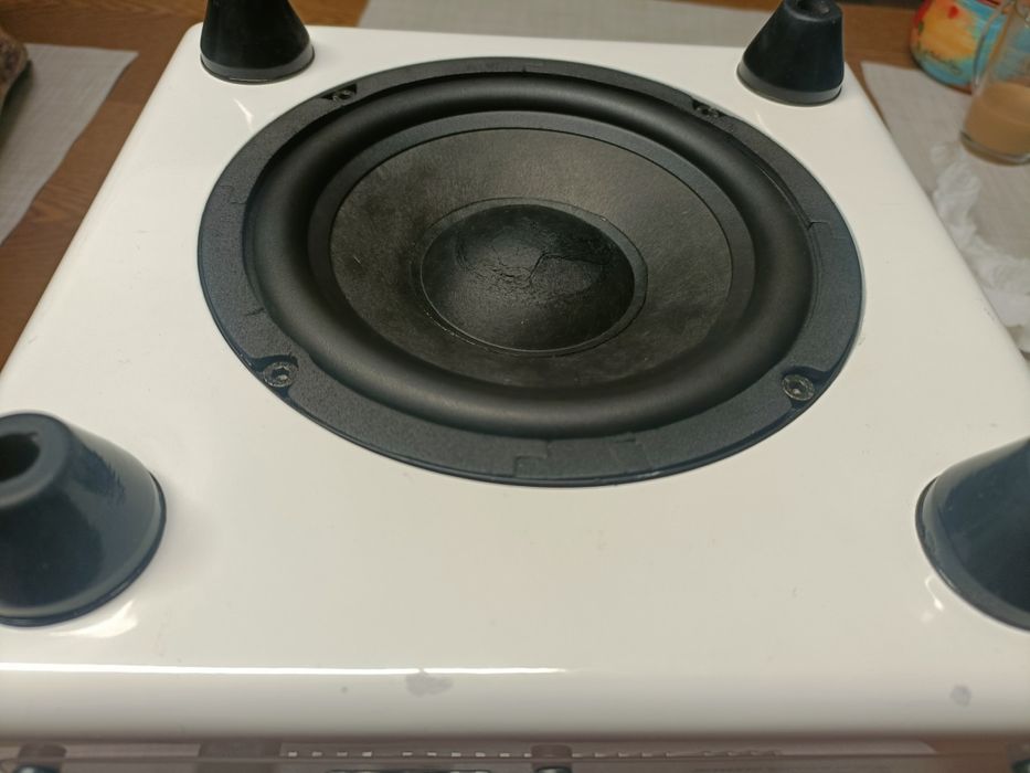 Dali Fazon SUB 1, subwoofer activ, perfect funcțional, bas rotund