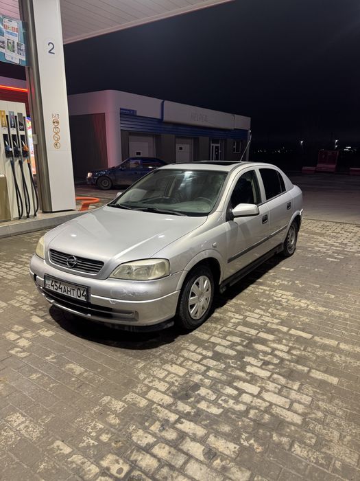 Продам опель Астра 2001 года