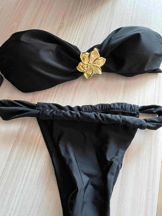 Чисто нов Бански с ластик