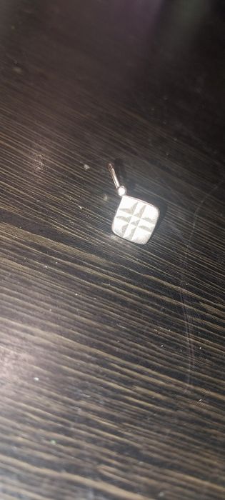 Утеряна Золотая сережка