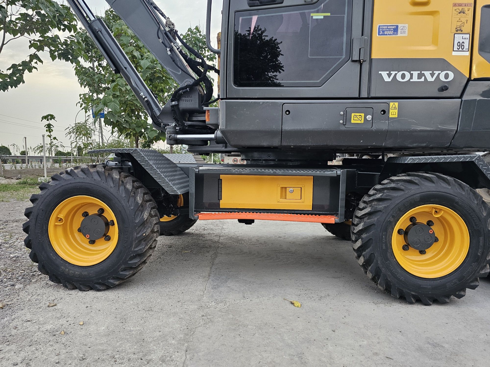 VOLVO EW60. 2017YIL 7700 SOAT