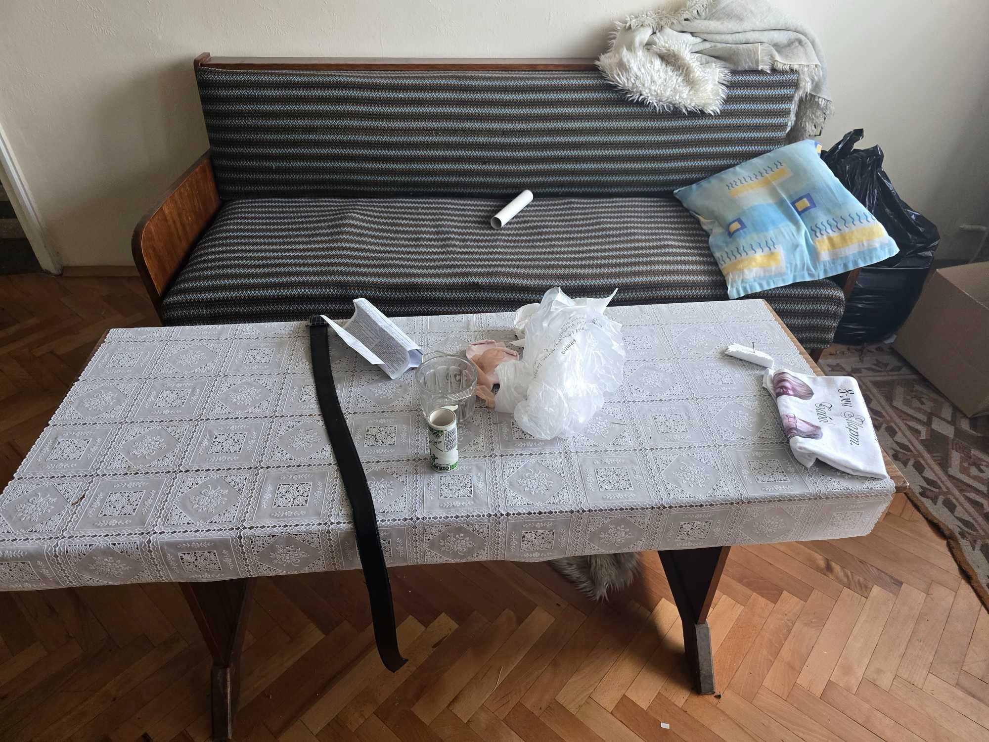 Подарявам мебели