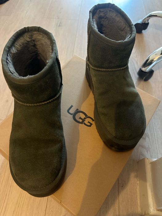 Ugg classic platform