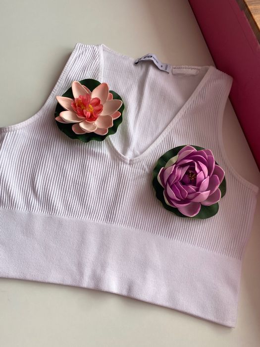 Дамски топове и тениски