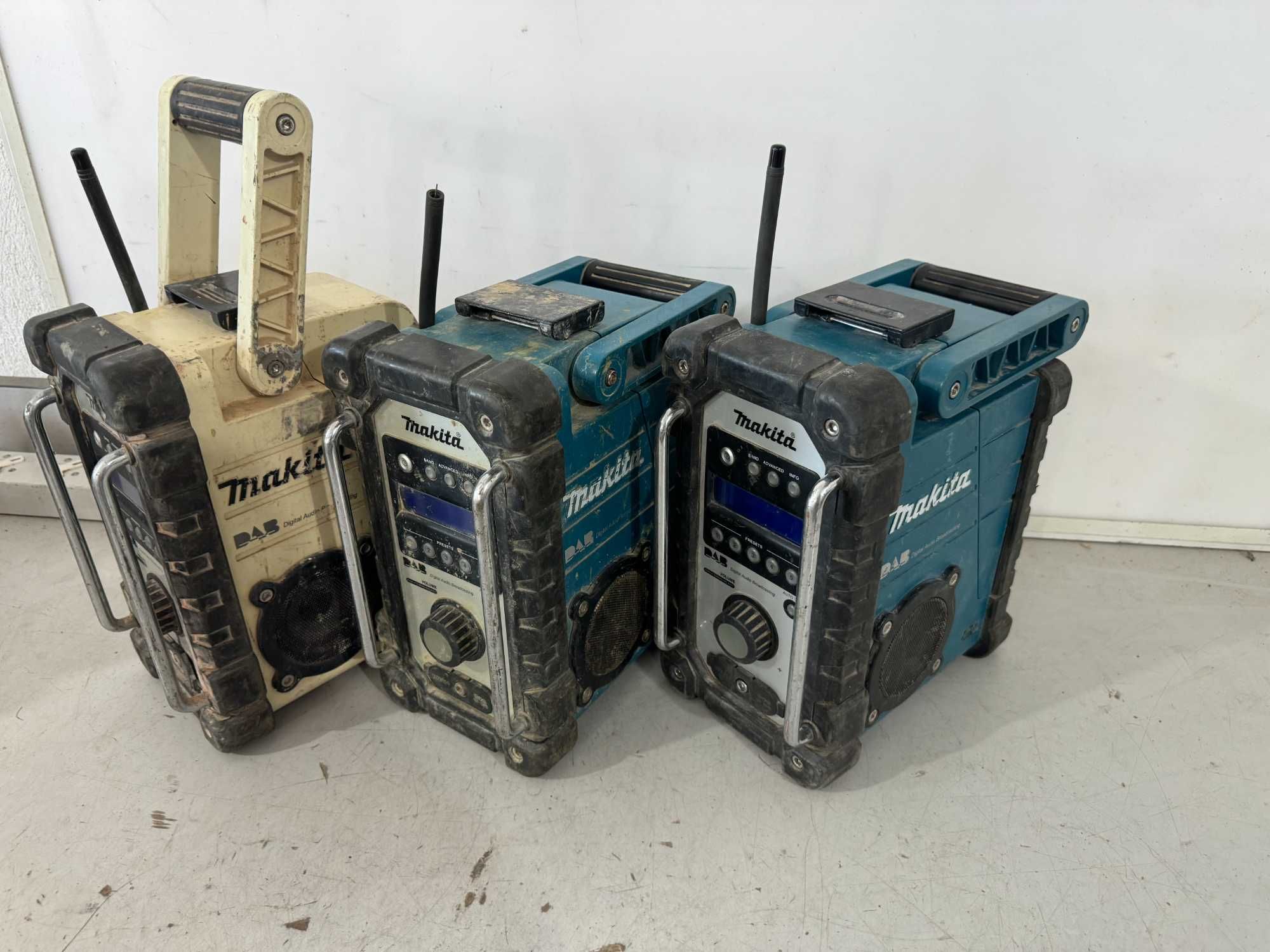 Радио - Makita DMR 104 (solo)