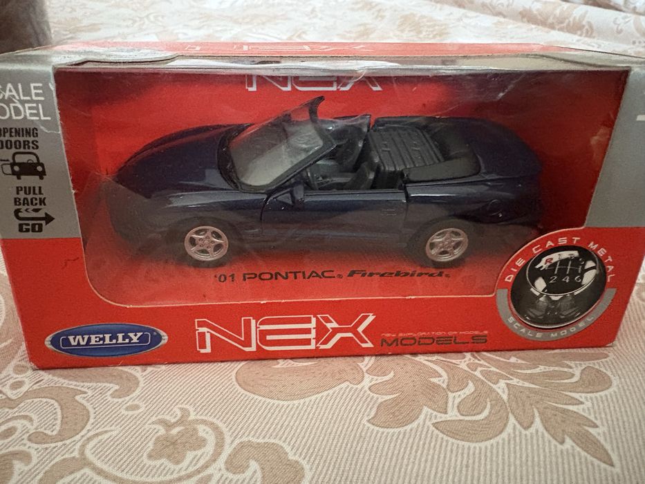 Колекционерски колички Welly