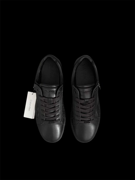 Calvin Klein Low top Lace up/w zip