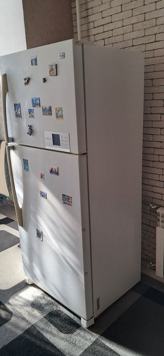 Продам холодильник L/G б/у в хорошем состоянии
