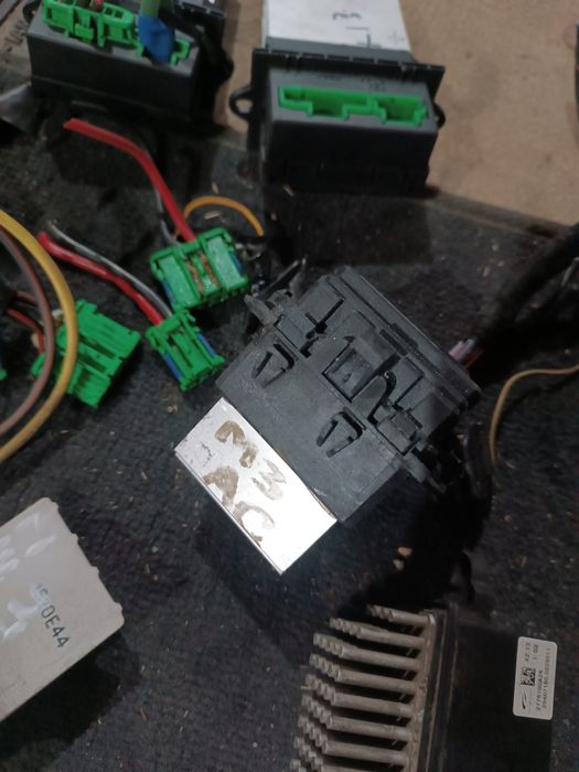 Rezistenta trepte Renault Megane2 Scenic2 Megane3 Fluence Clio3 Laguna