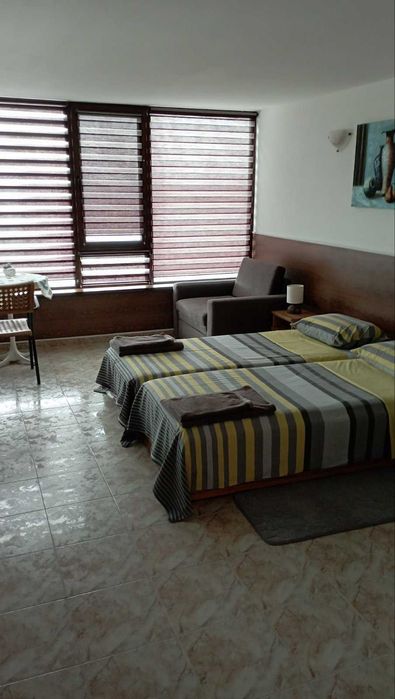 Нова Година или Коледа в къща с ресторант на плажа.