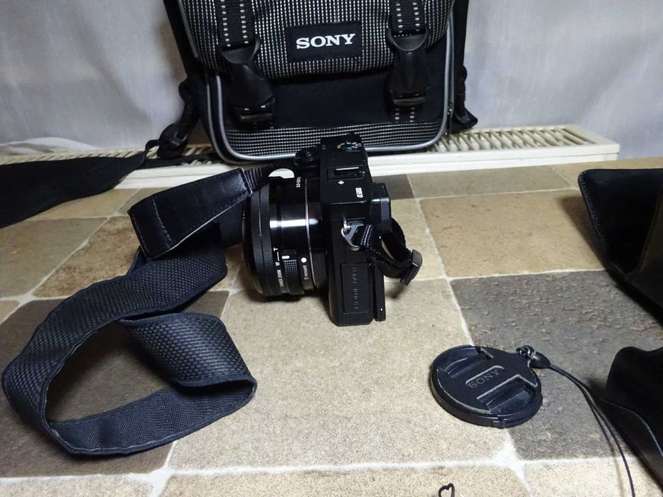 Aparat Foto Mirrorless 24MP Sony A6000