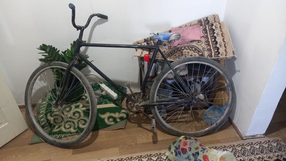 Урал велик и горныи велик еки великти  30000 мынга беремин не нахаду.