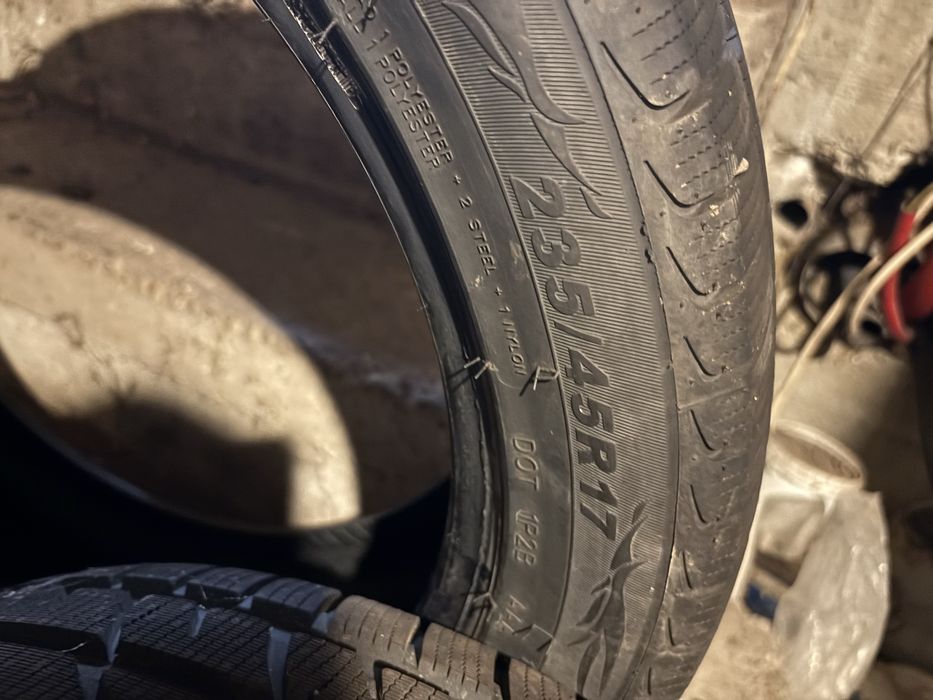 Vand 2 anvelope de iarna 235/45/17 dot 2024 folosite un singur sezon