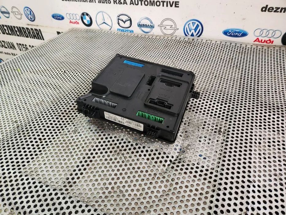 Modul Calculator ECU BCM Renault Scenic 3 Megane 3 Laguna 3 Fluence Etc. An 2008-2009-2010-2011-2012 Cod 284B13640R Dezmembrez Renault Grand Scenic 1.5 Dci An 2009-2010-2011-2012 Manual 6+1 Trepte 2x4