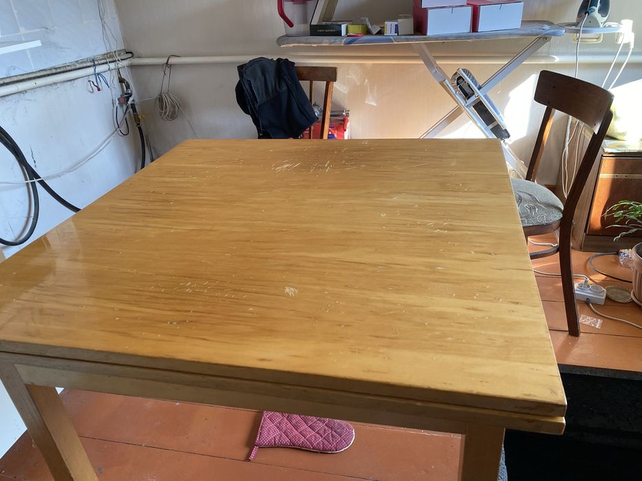 Продам мебель б/у в хорошем состоянии: в детскую, диван  угловой и т.д