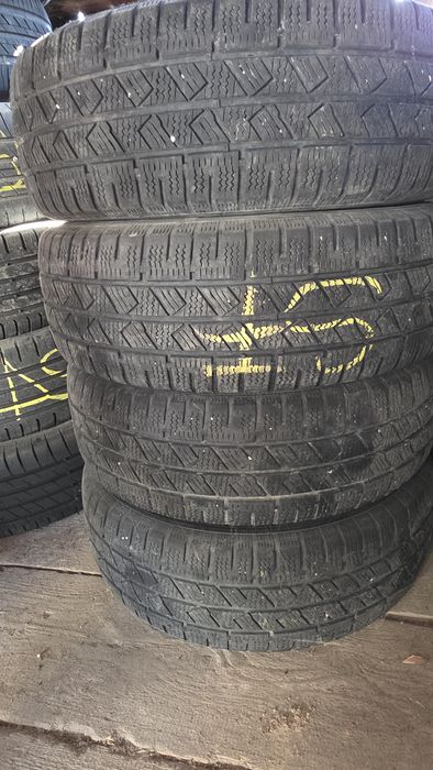 Vand 4 cauciucuri 205 65 16C, allseasons