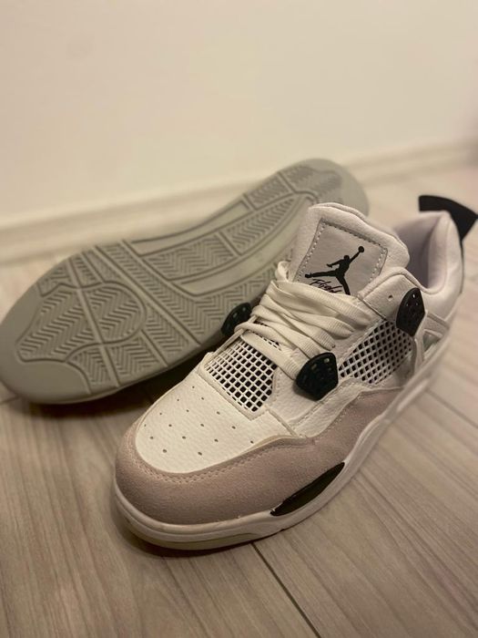 Jordan 4 military black