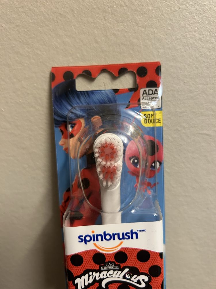 Miraculous Ladybug Детска четка за зъби на Калинката с мек косъм