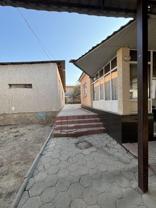 продается дом с времянкой