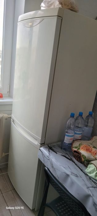 Продам холодильник