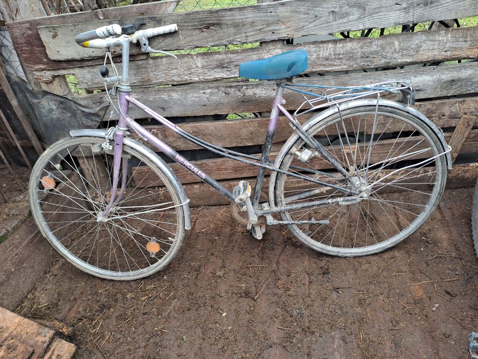 Vând     biciclete