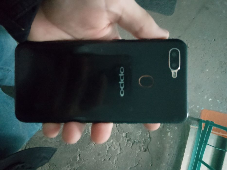 Продам телефон oppo A5s