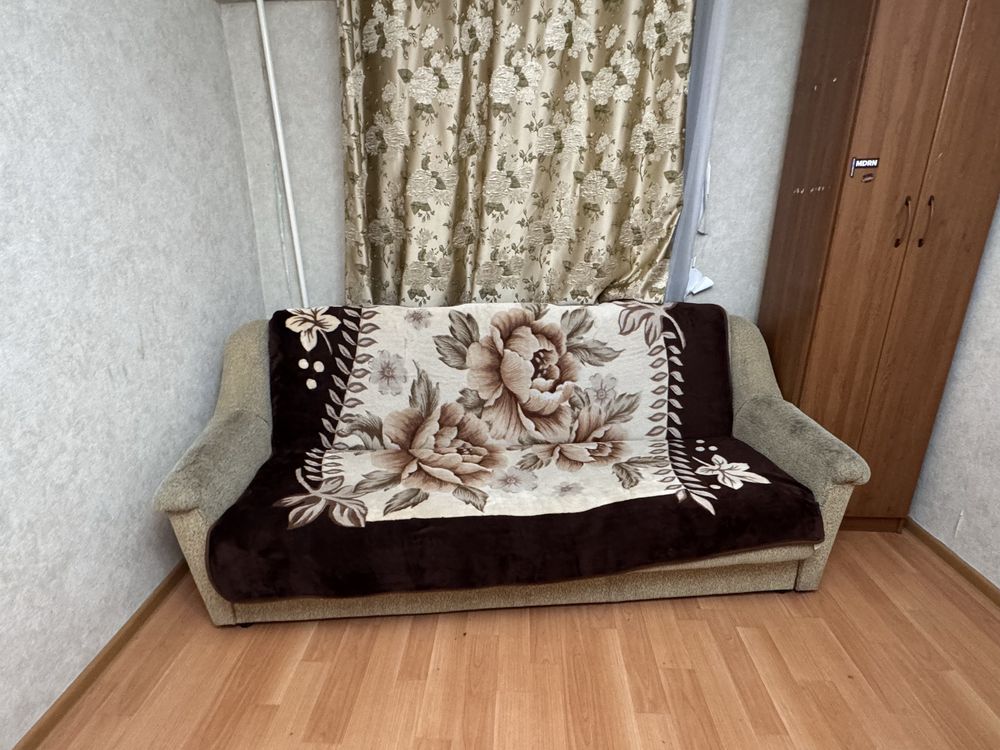 Срочно Торг Продам диван с креслами 2 шт. Прочный каркас