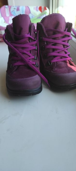 Продам детские ботиночки