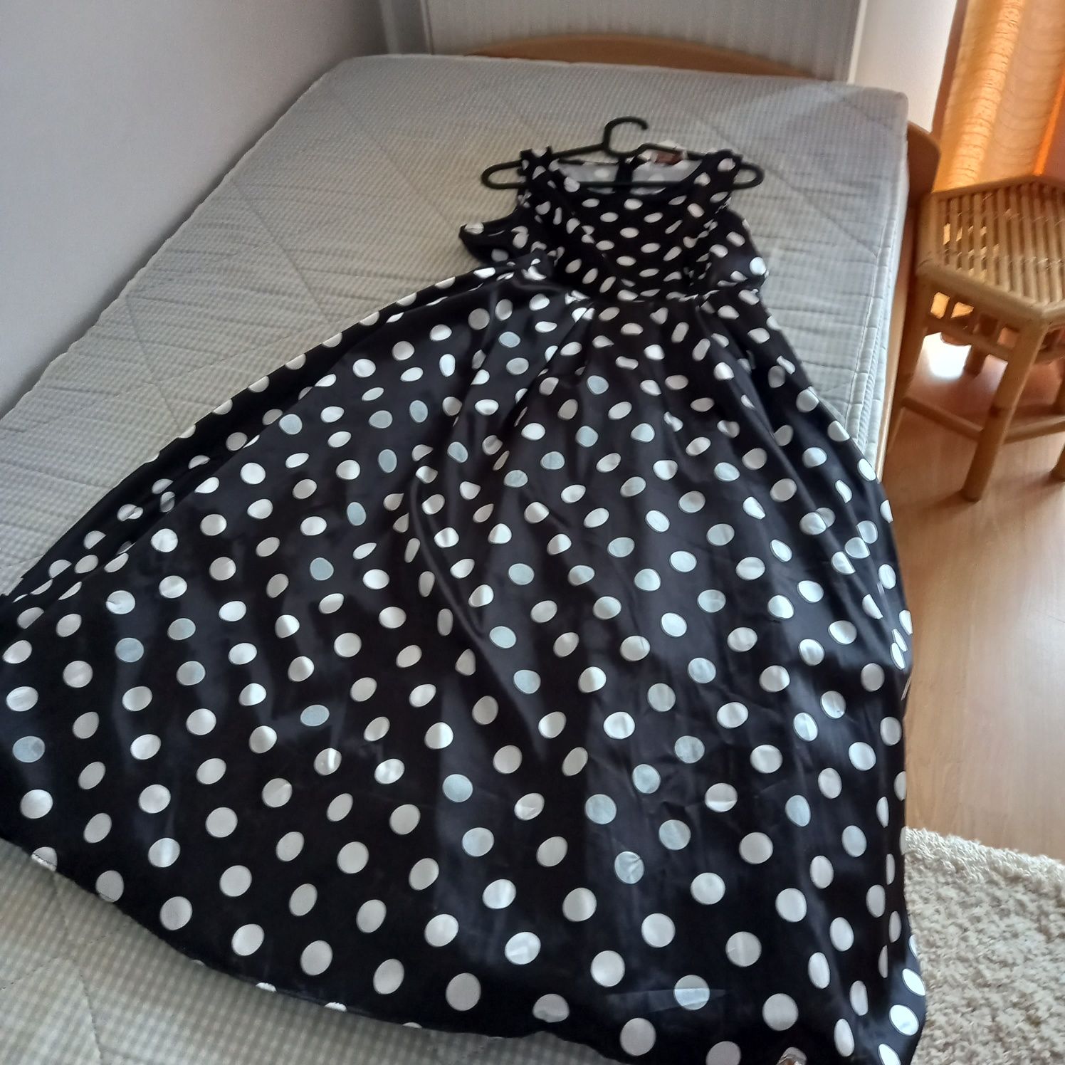 Rochie noua, cu eticheta  marimea L