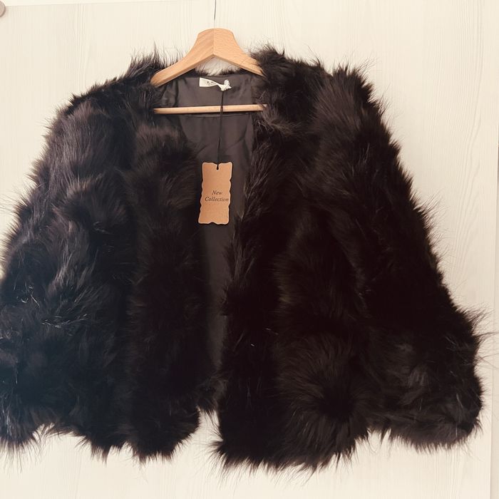 Vând haină de blană artificiala XS/S