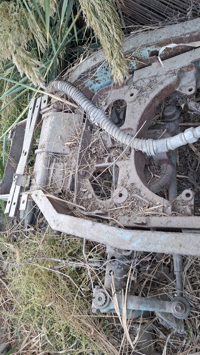 Трактор сотилади. Traktor sotiladi.