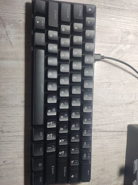 Клавиатура Xtreon60