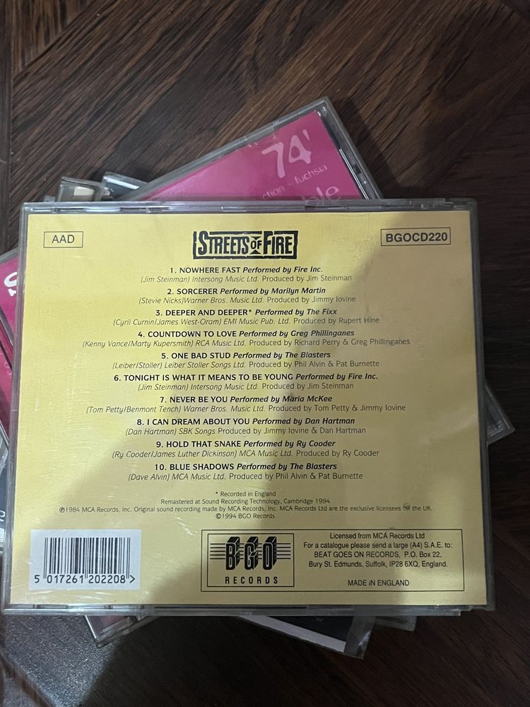 Cd uri muzica și filme vechi