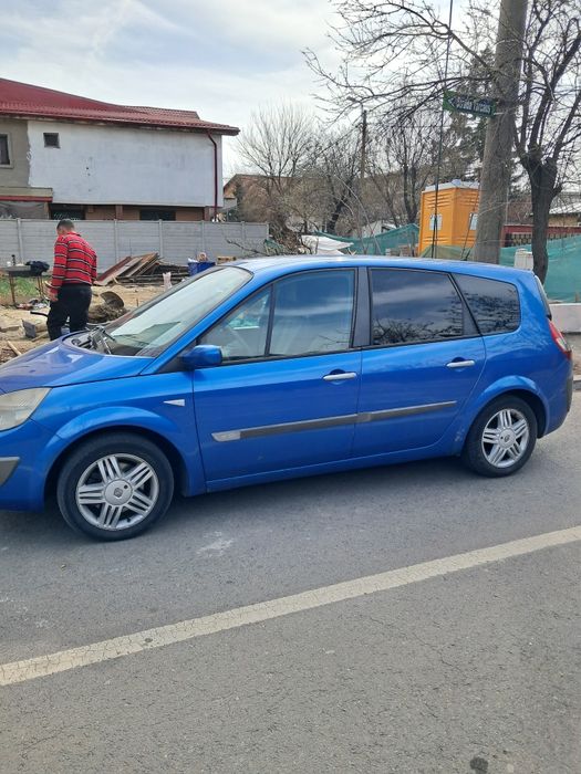 Vând sau schimb renault scenic 7 locuri