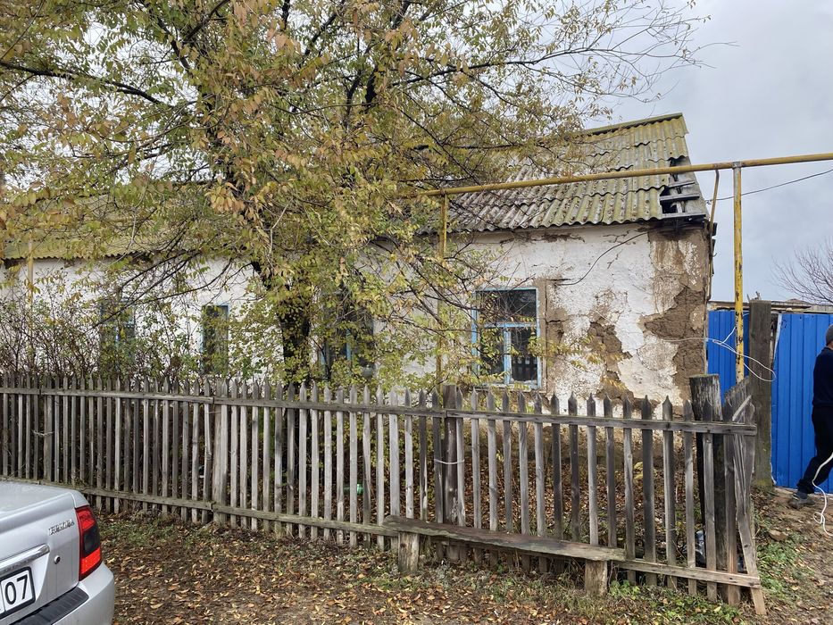 Продается(Сатылады Үй) дом Поселка Жанабулак(Кожахар) газ и вода есть,