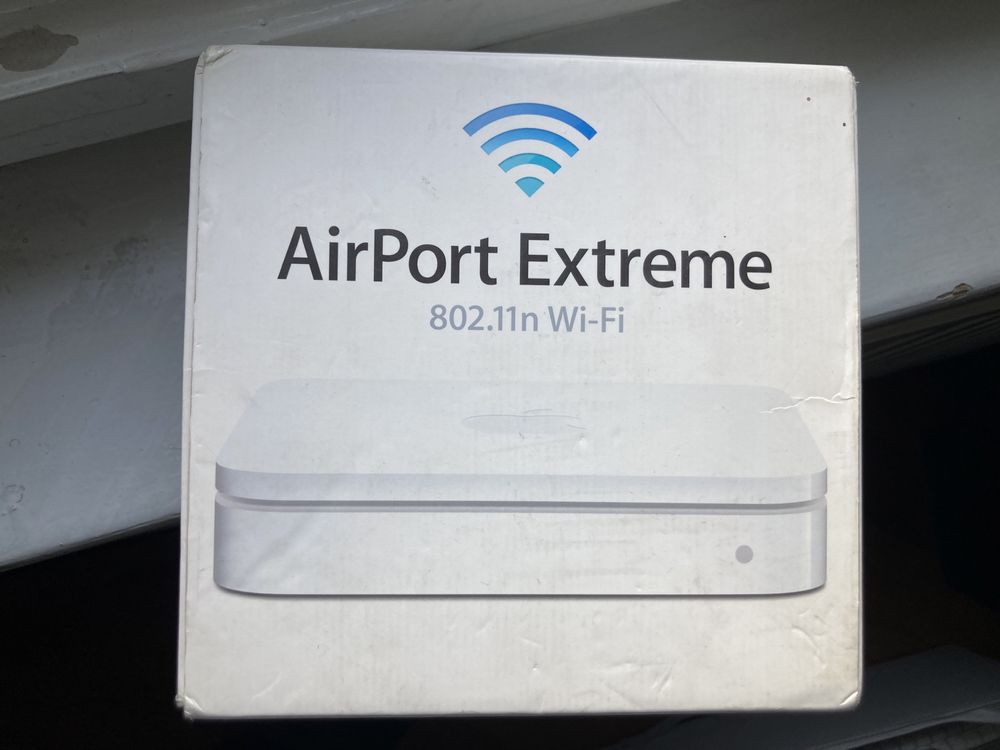 Apple Airport Extreme si Airport Express