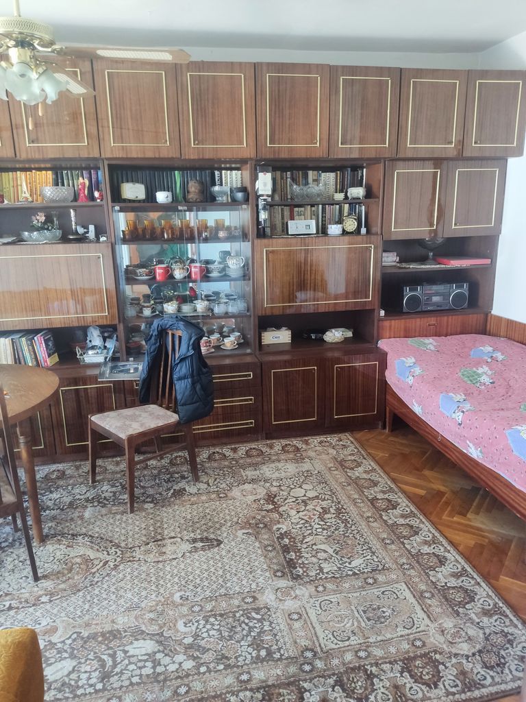 Дава се под наем Тристаен апартамент в Габрово, Долни Бакойци - 78 кв.м за 45900 € - Снимка #11