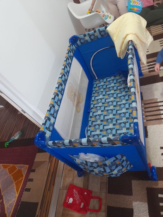 Pătuț și salte  stare foarte bună [ nou]