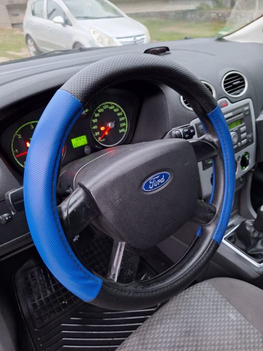 FORD FOCUS 2007* Xenon* Climă * Navigatie * MIC DEFECT * 699 EURO*