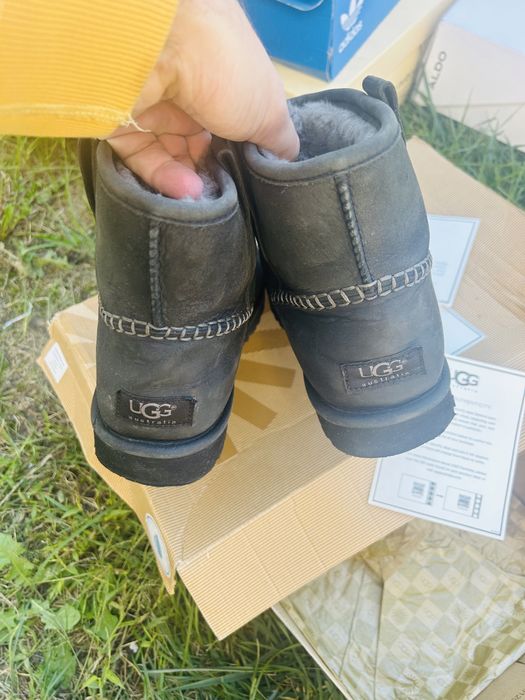 Cizme barbatesti  originale UGG marimea 42