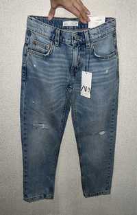 Продам джинсы Zara на рост 140