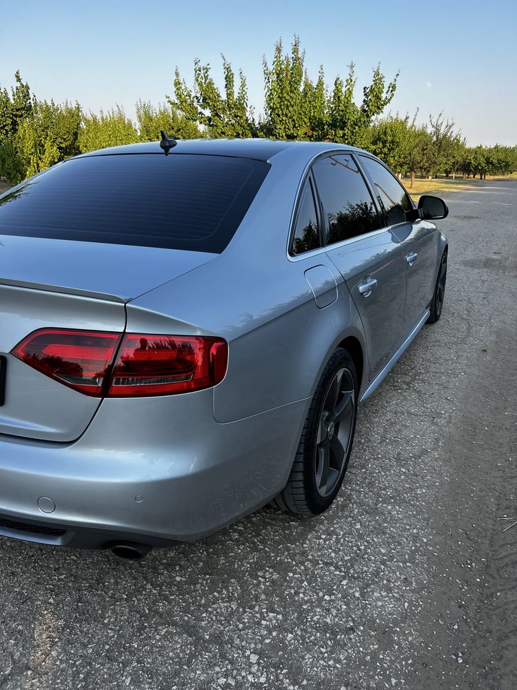 Audi A4 b8 S-Line 3.0