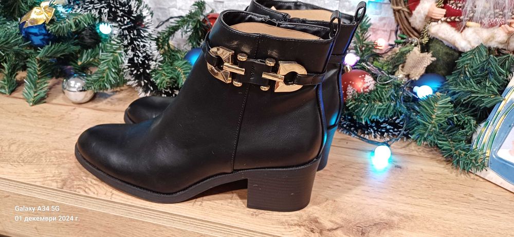 Официални дамски боти, срееден ток Нови