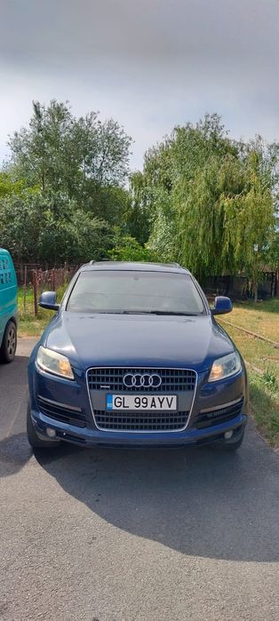 Vând Audi q7 pentru dezmembrari masina merge foarte bine schimba bine