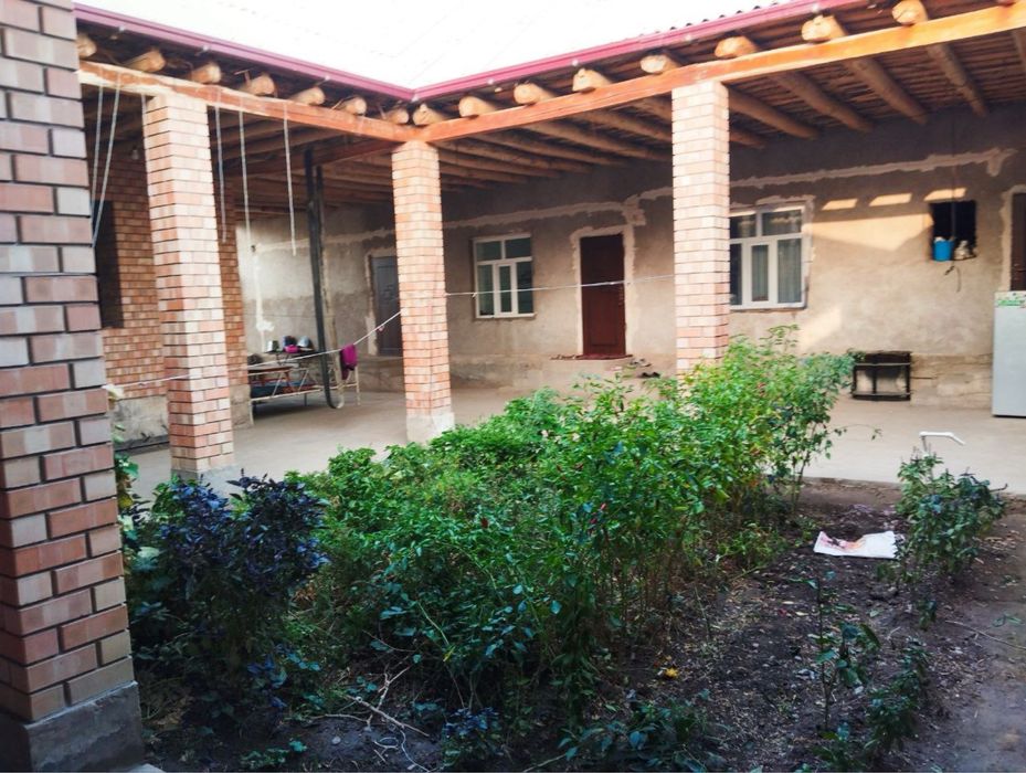 Продается дом в Алмалыке