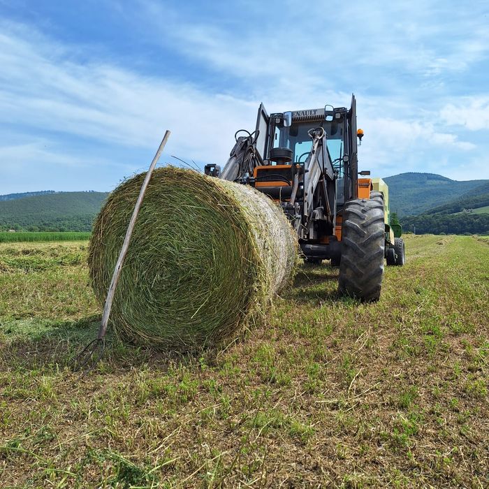 Renault 113.14 cu incarcator frontal